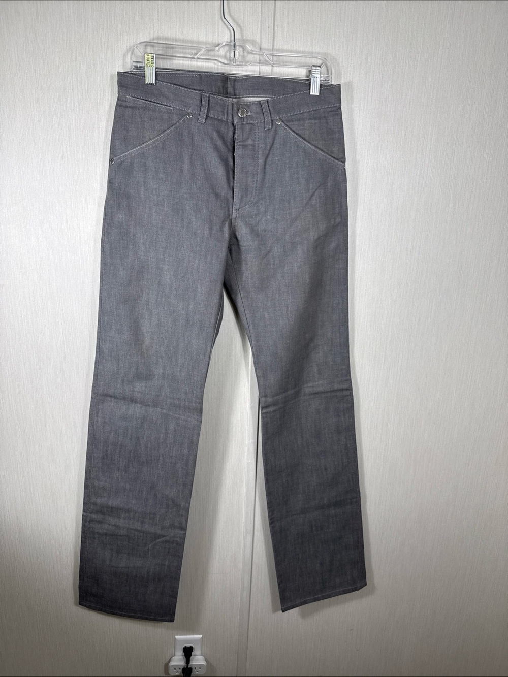 LOUIS VUITTON authentic Lt Grey RAW COTTON DENIM JEANS 40 FR | 32/35.5”